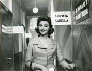 <div>Sylva Koscina davanti alla sala montaggio del film</div>
<div>Foto di Giovan Battista Poletto</div>